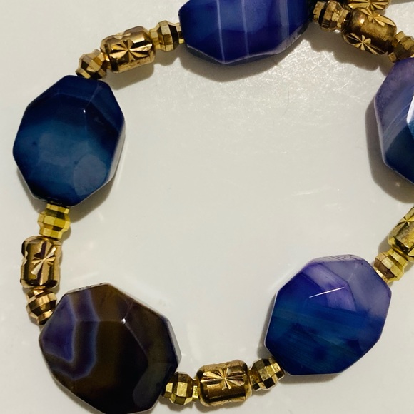 Stretch beaded bracelet - Picture 2 of 3